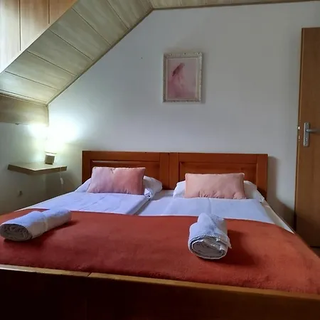 Kovalik Gæstehus 3*